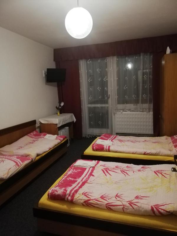 Classic Triple Room image 1