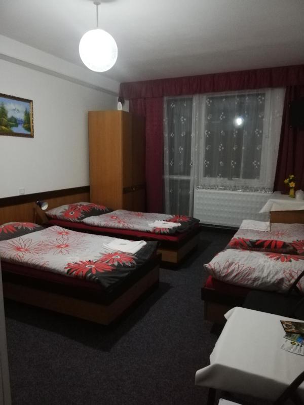 Classic Triple Room image 3