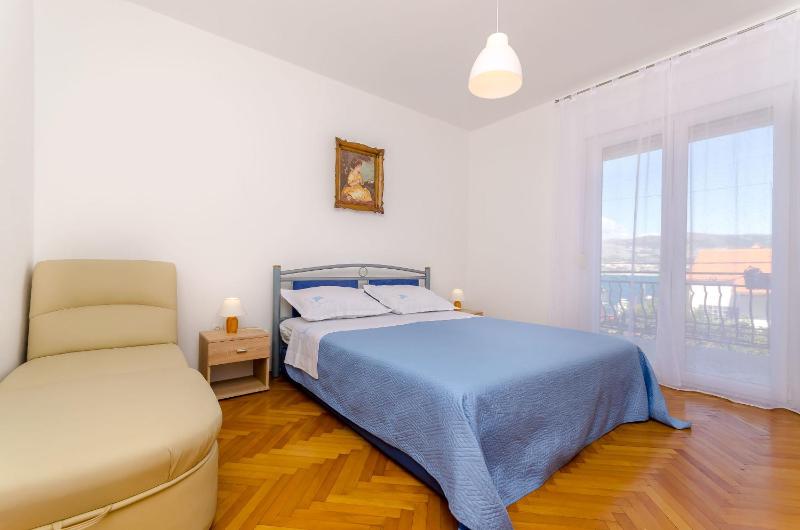 Four-Bedroom Holiday Home image 4