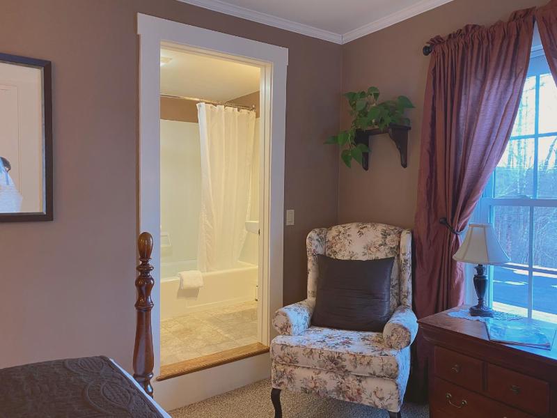 Double Room with Lake View 2 image 2