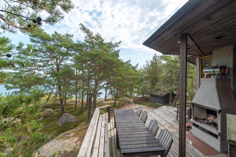 Two-Bedroom Cottage with Sauna image 2