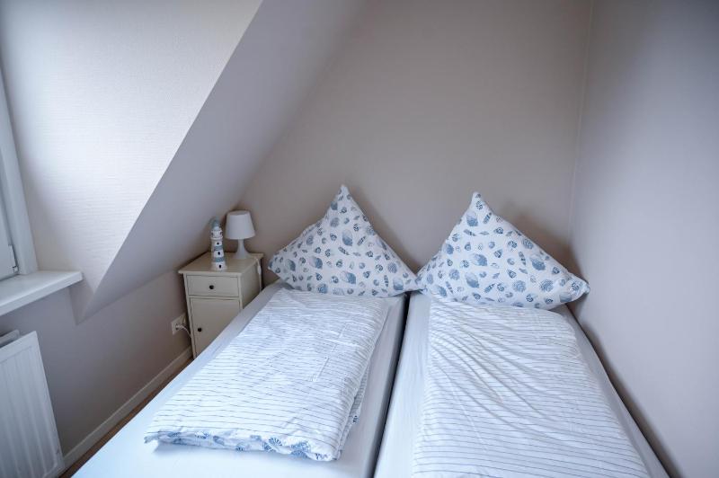 One-Bedroom Apartment 2 image 4