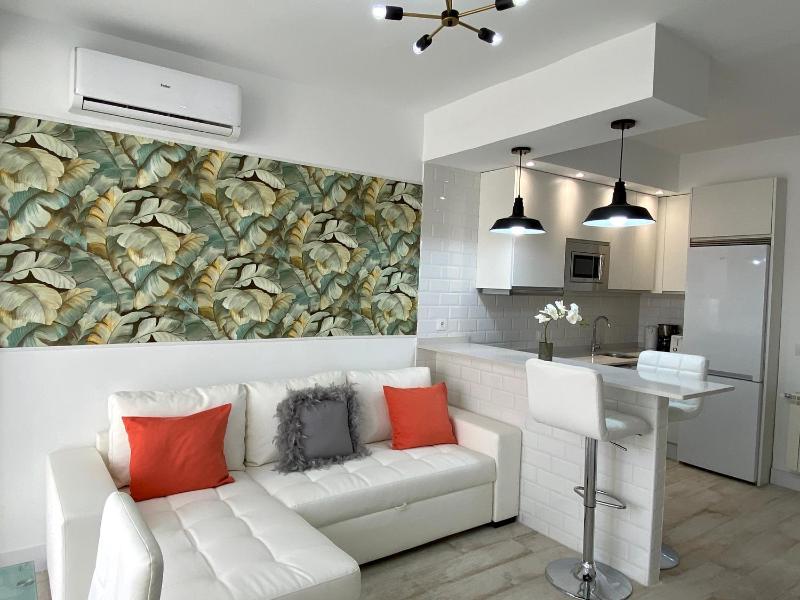 Two-Bedroom Deluxe Apartment image 1