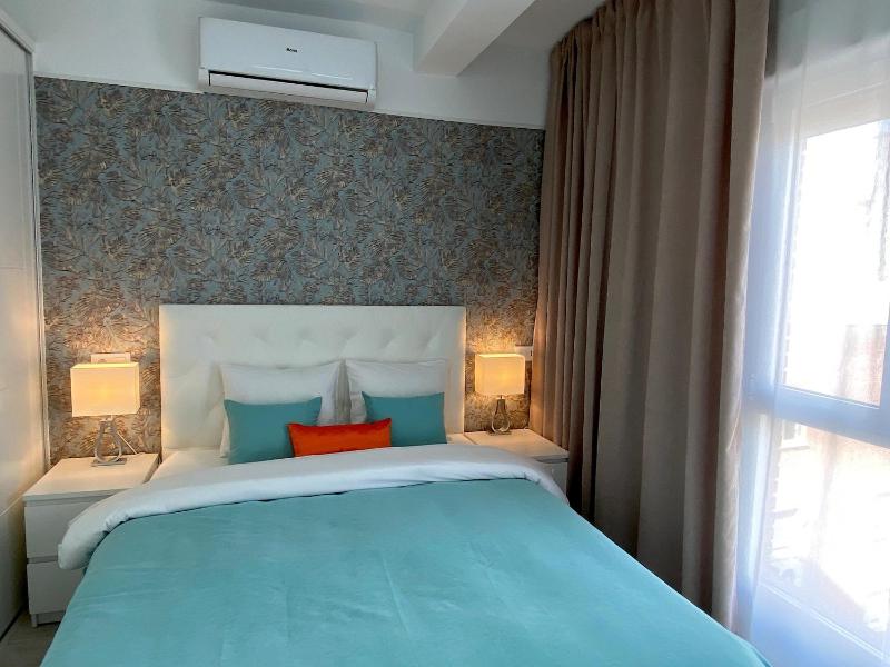 Two-Bedroom Deluxe Apartment image 3