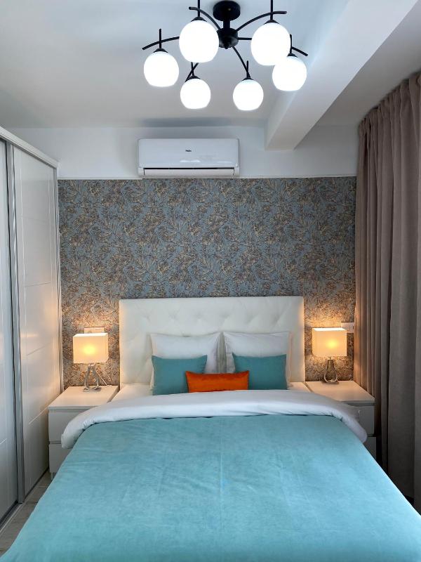 Two-Bedroom Deluxe Apartment image 2