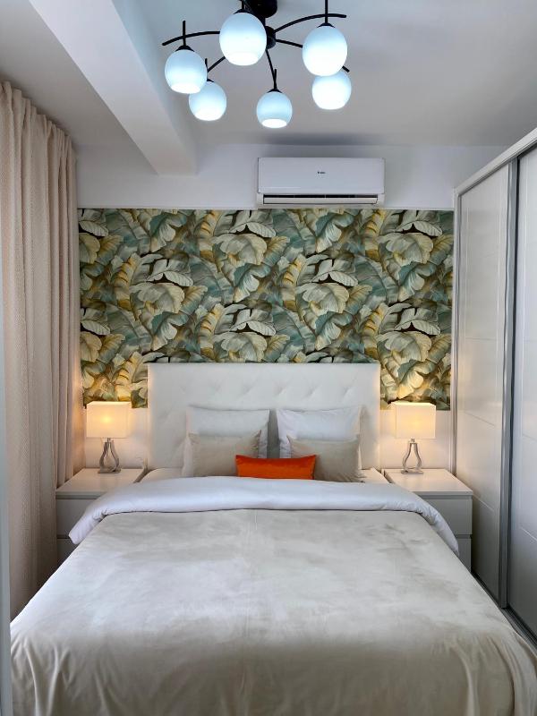 Two-Bedroom Luxury  Apartment image 2