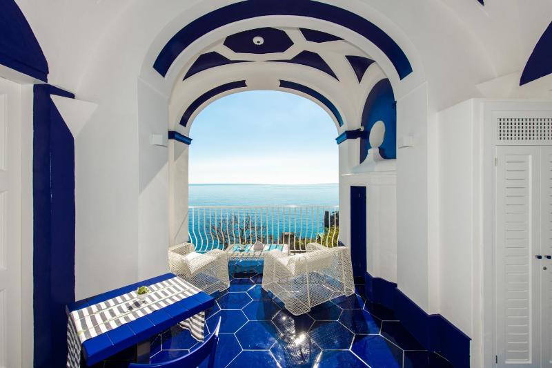 Imperati Suites by Alcione Residence - image 17