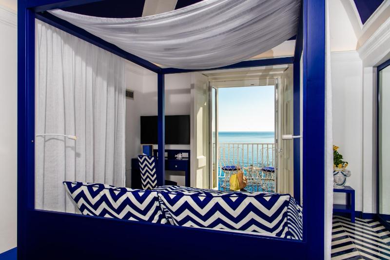Imperati Suites by Alcione Residence - image 25
