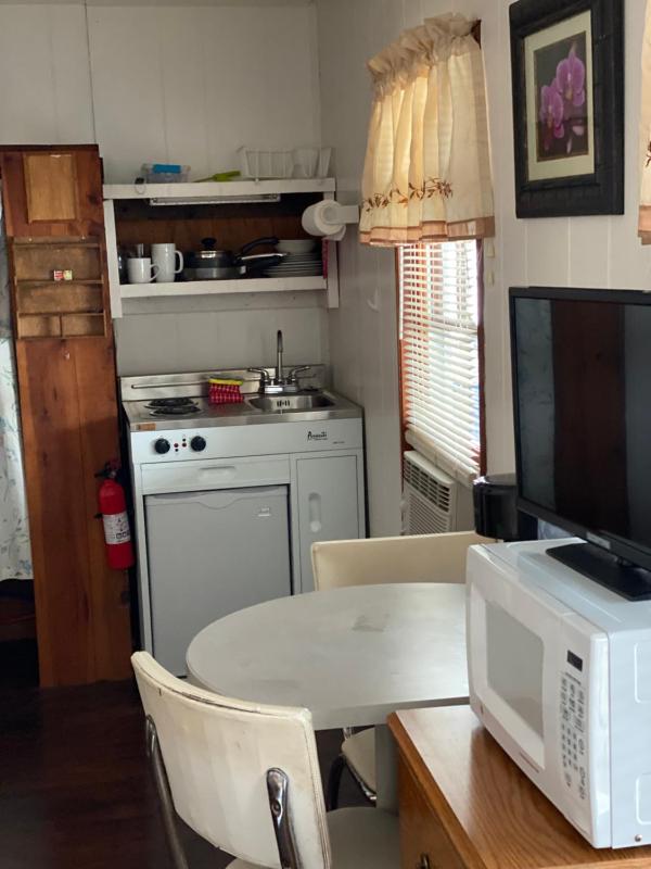 One-Bedroom House image 2
