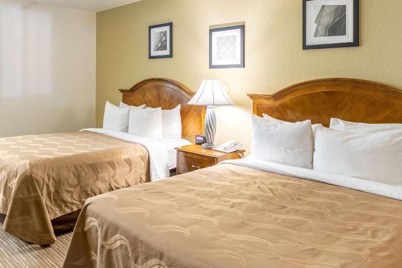 Economy Queen Room with Two Queen Beds - Non-Smoking image 1