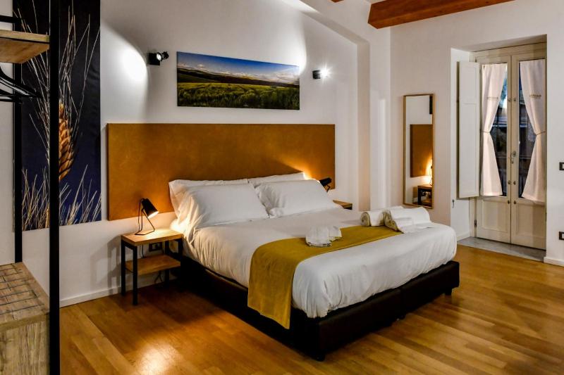 Triple Room with Private Bathroom image 2