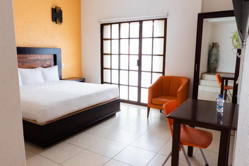 Happy Express Hotel - image 13