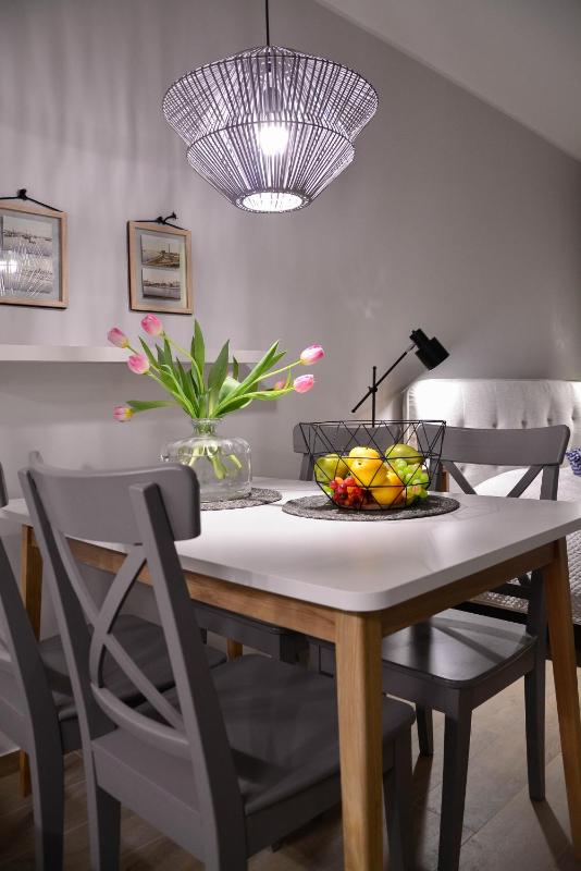 Apartamenty na Wyspie - Zdrojowa 24-26 - Parking - image 2