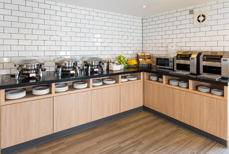 Holiday Inn Express Southampton West By IHG - image 2
