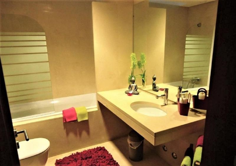 Studio Apartment image 3
