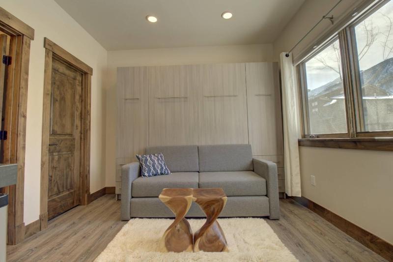 Holiday Home image 1
