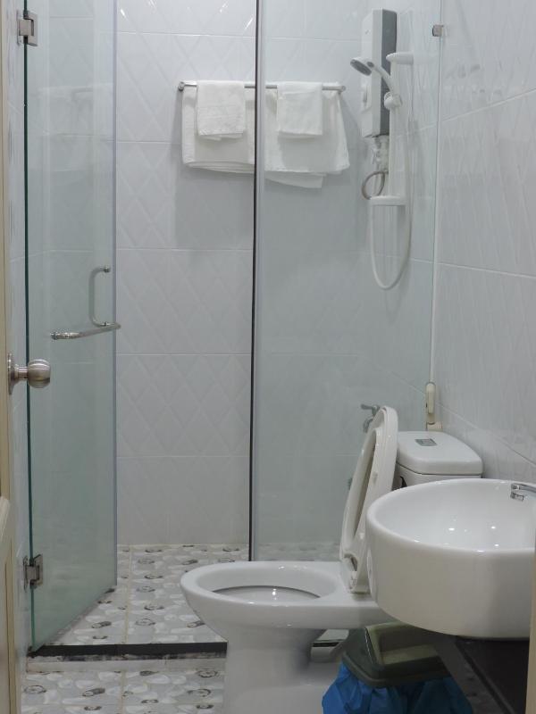 Hoang Ngoc Hotel - image 14