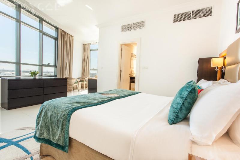 One-Bedroom Apartment image 2