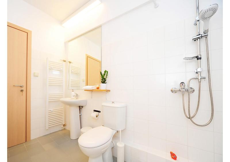 One-Bedroom Apartment with Balcony - Live in Athens #08 image 2