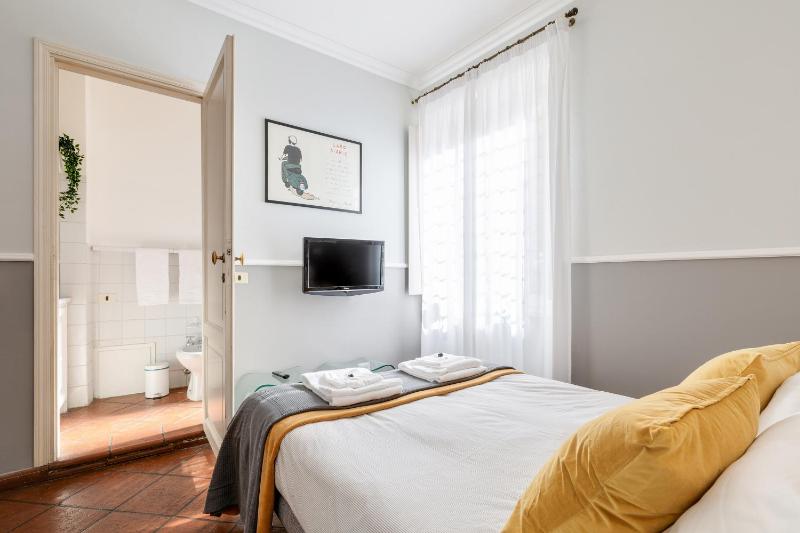 Rome As You Feel - Paradiso Apartment - image 8