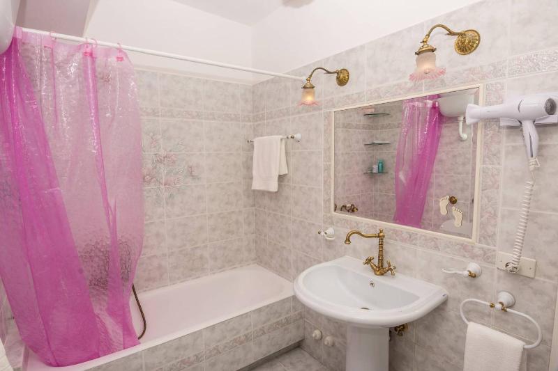 Positano Comfortableapt With Gorgeous Lemongarden - image 37