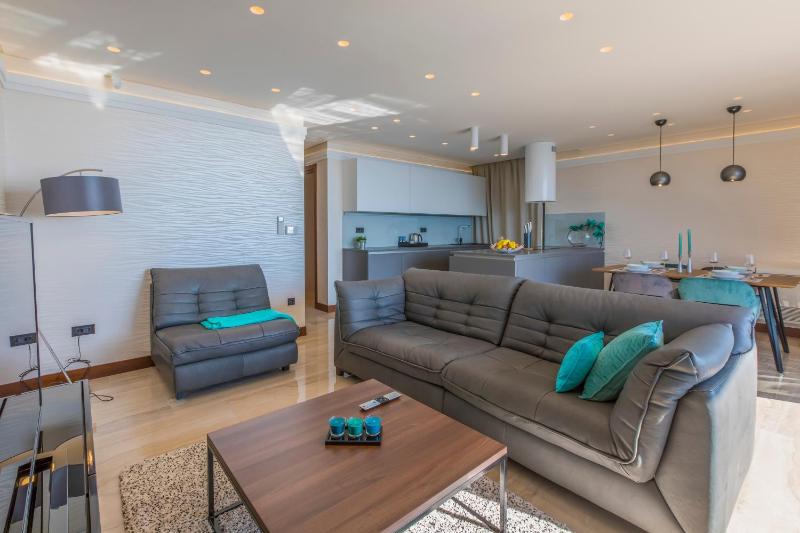 BEACH FRONT VILLA FRAN - DELUXE SEA VIEW SUITE with private jacuzzi # 3 - image 31