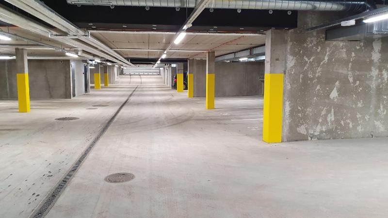 Dream Stay - Brand New Apartment with Balcony & Free Parking - image 12