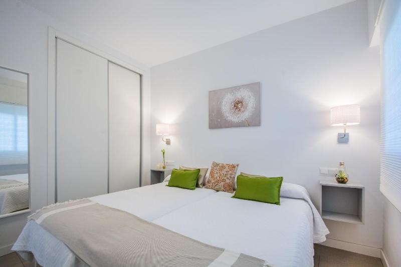Divina Home Apartments - image 4