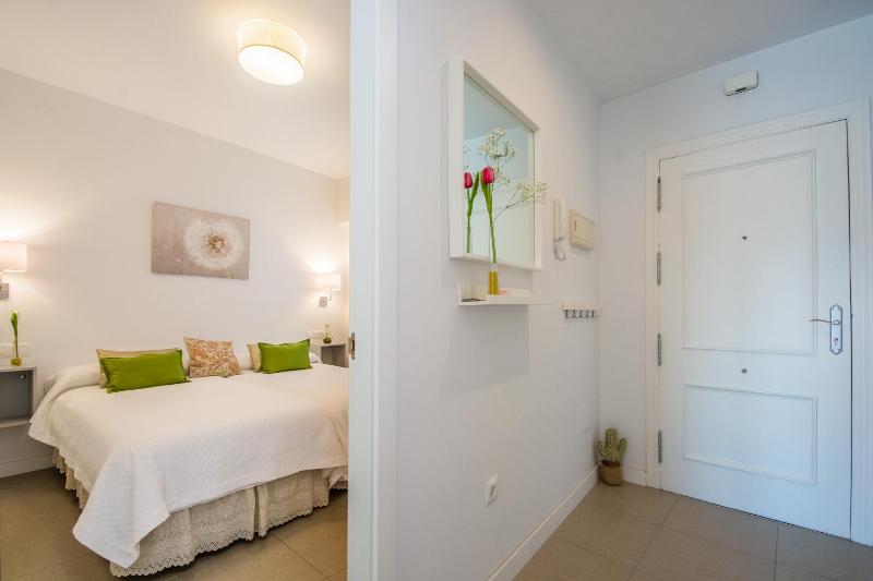 Divina Home Apartments - image 41