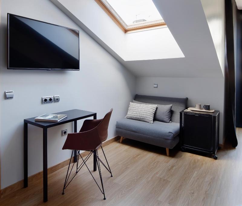 Superior Double Room image 1