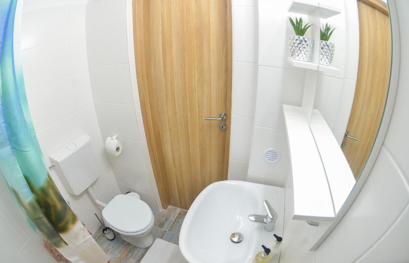 University Square Accommodation - image 9