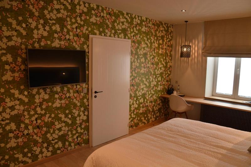 Double Room with Private Bathroom image 3