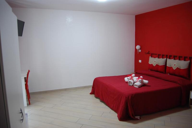 Double or Twin Room with Balcony image 2