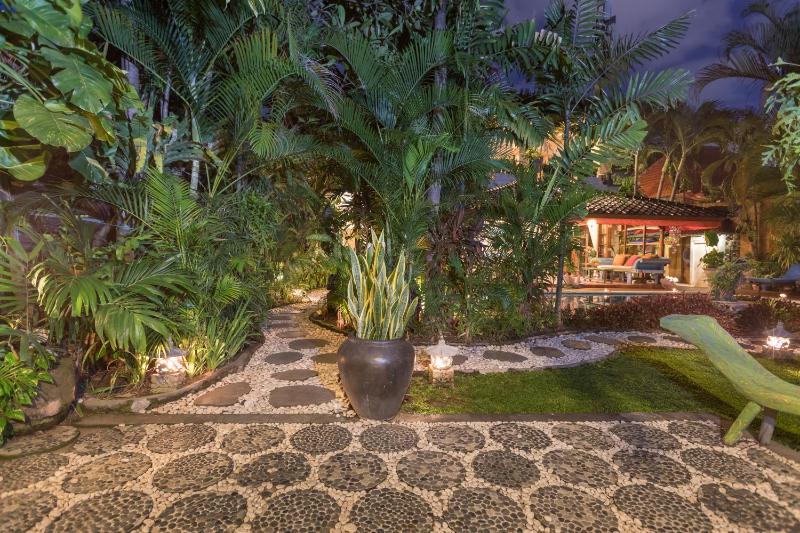 Villa Kaja by Nagisa Bali - image 5