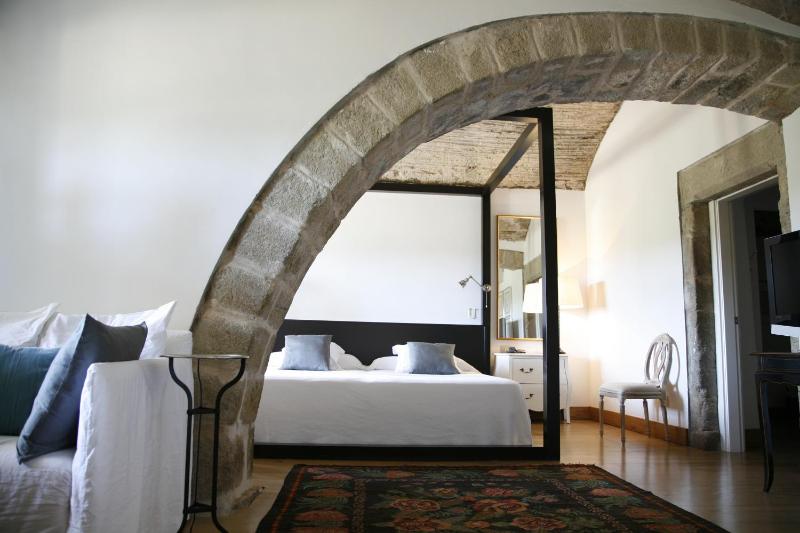 Grand Suite with Terrace image 3