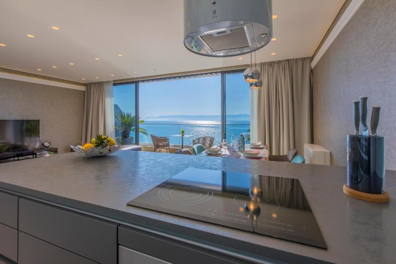 VILLA FRAN - DELUXE PENTHOUSE SUITE with private pool # 4 - image 3