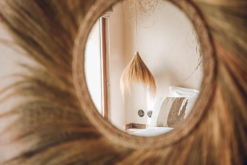 Deluxe Double Room with Sea View image 2