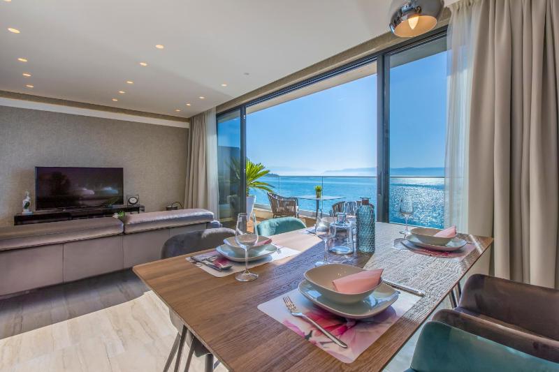 VILLA FRAN - DELUXE PENTHOUSE SUITE with private pool # 4 - image 13