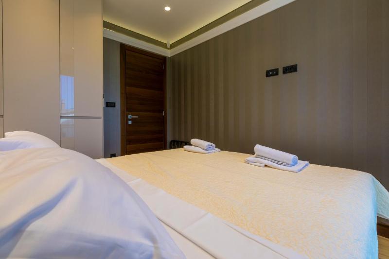 VILLA FRAN - DELUXE PENTHOUSE SUITE with private pool # 4 - image 24