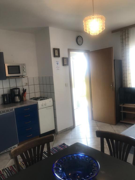 Apartment with Garden View image 4