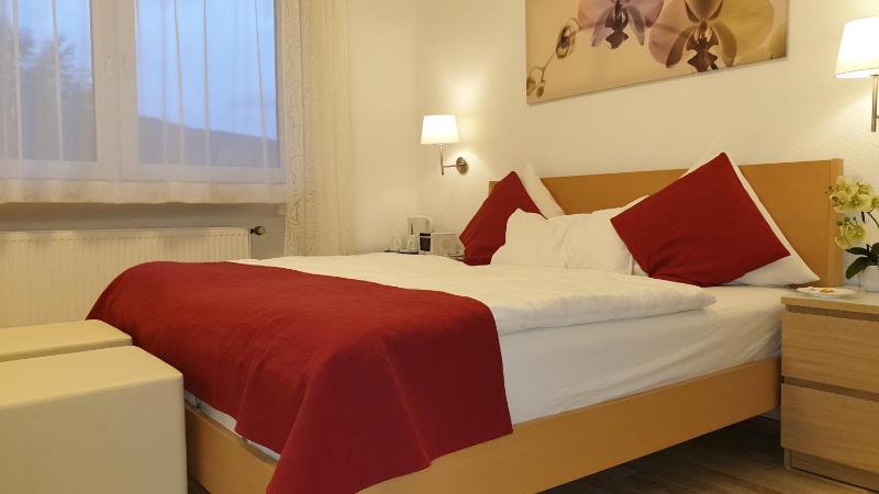 Double Room image 1
