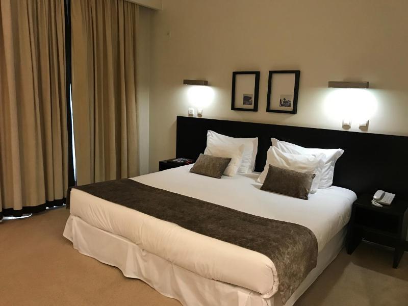 Superior Double Room image 3