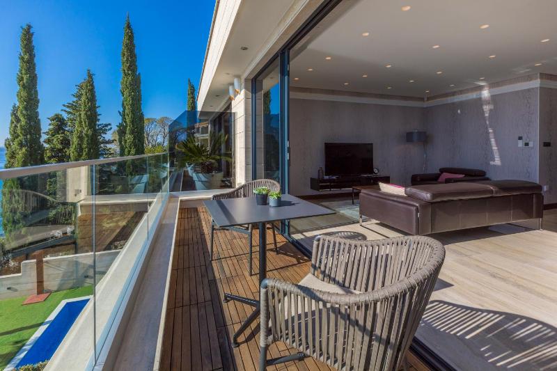 BEACH FRONT VILLA FRAN - DELUXE PENTHOUSE SUITE with private pool - image 46
