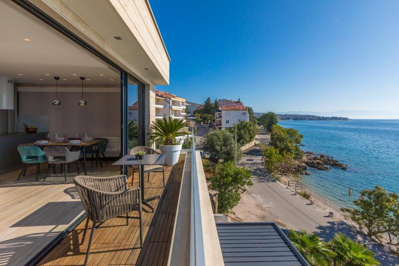 BEACH FRONT VILLA FRAN - DELUXE PENTHOUSE SUITE with private pool - image 17