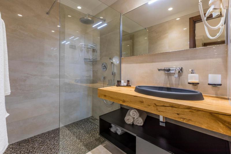 BEACH FRONT VILLA FRAN - DELUXE PENTHOUSE SUITE with private pool - image 22