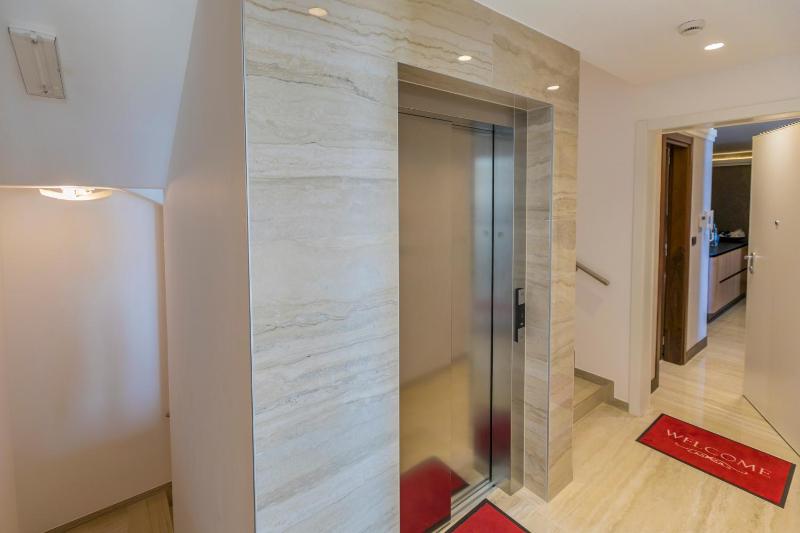 BEACH FRONT VILLA FRAN - DELUXE PENTHOUSE SUITE with private pool - image 27