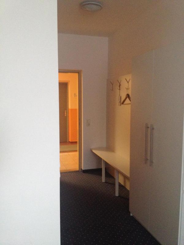 Double or Twin Room image 3