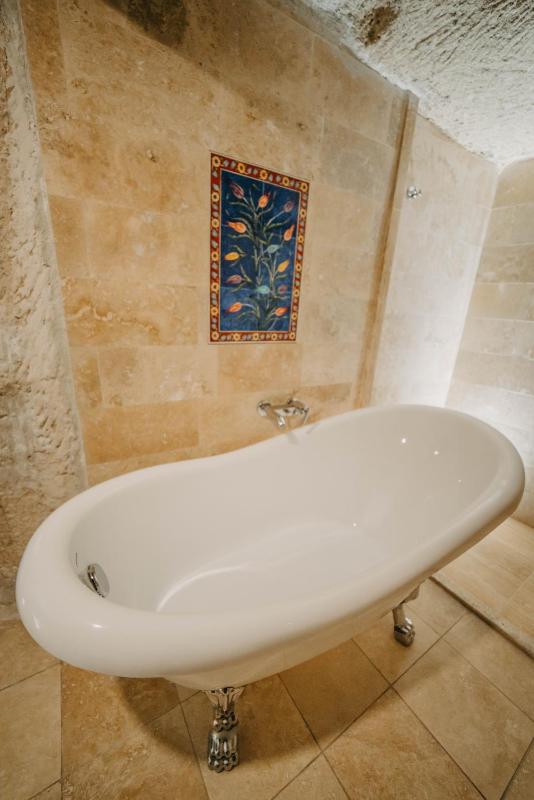 Superior Cave Room with Bath-Ground Floor image 3