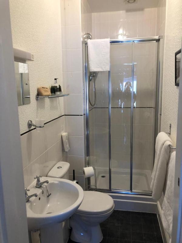 Superior Suite image 3