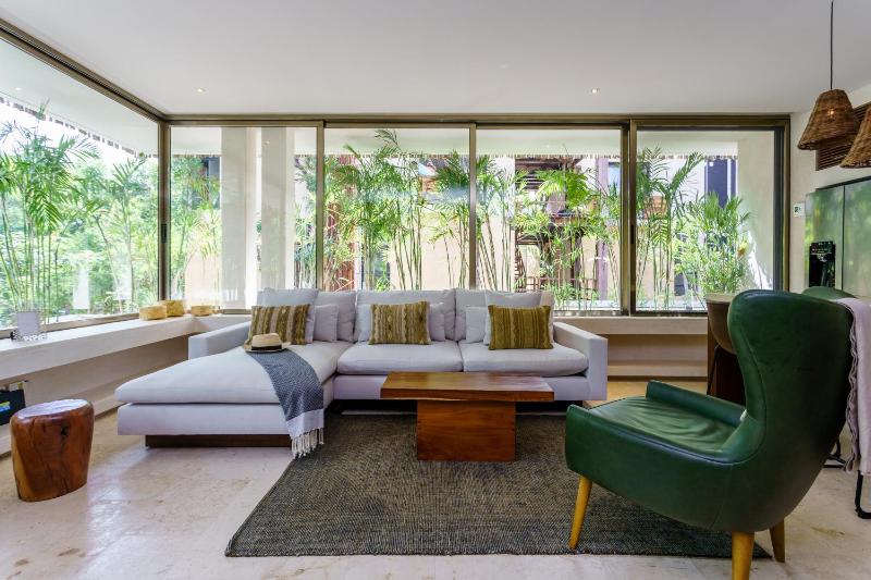 Luxury & Nature Meet Plus a Private Pool & Roof Pool - image 15